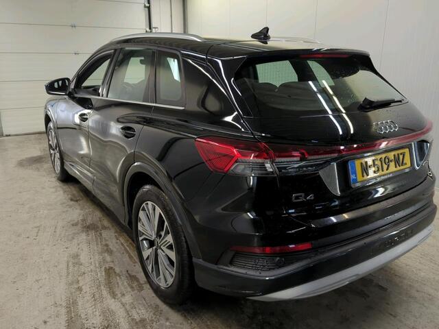 Audi Q4 e-tron 40 Launch edition Advanced 77 kWh Navigatie Apple Carplay/Android Auto Parkeersensoren Cruise Control Elektrische achterklep Ledverlichting Stoelverwarming Virtual Cockpit Climate Control Lichtmetalen velgen