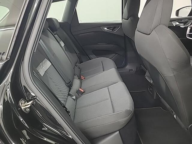 Audi Q4 e-tron 40 Launch edition Advanced Plus 77 kWh | Trekhaak |