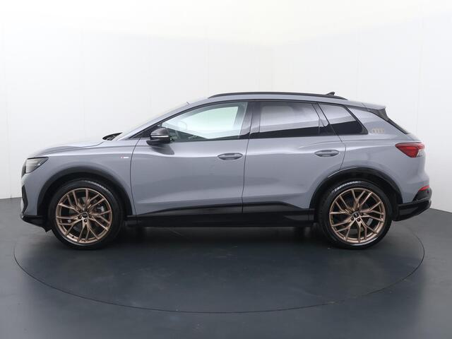 Audi Q4 e-tron 45 quattro S Edition 82 kWh | 286 PK | SoH 99% | Trekhaak | Elek. achterklep | Matrix LED koplampen | 21" LM velgen | Head-up Display |