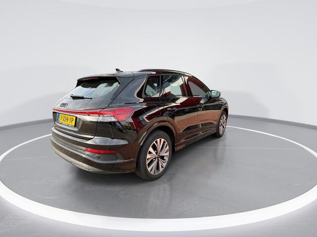 Audi Q4 e-tron 40 Advanced Edition 77 kWh 204pk · Camera · Matrix LED · Optiekpakket Zwart · Apple/Android Car Play · Elek. Achterklep · Stoelverwarming · ACC ·