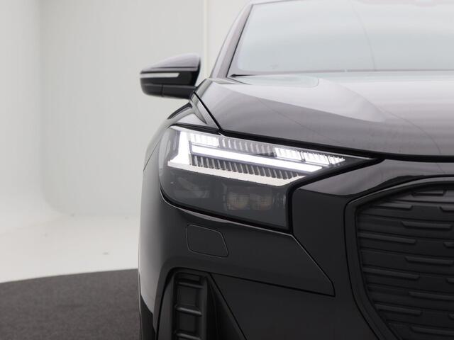 Audi Q4 e-tron 45 quattro | Advanced edition | 286pk | 82Kwh | Privacyglas | 21 inch | Matrix Ledkoplampen | Zwart Optiek plus |