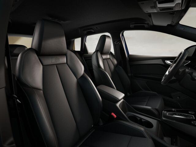 Audi Q4 e-tron S edition 40 | 63 kWh | 204 PK | 20 inch velgen | Privacyglas | Zwart Optiek Plus | Trekhaak |