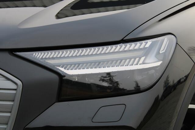 Audi Q4 e-tron 40 Launch edition 77 kWh | Incl. 12 maanden garantie | Cruise control | Climate control | Stoelverwarming | Apple carplay/Android auto | DAB radio |