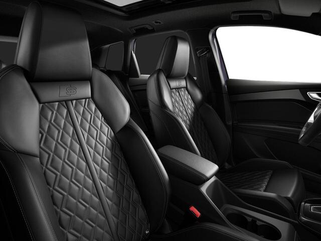 Audi Q4 e-tron S edition Competition (A1) e-tron 45 82 kWh 210 k