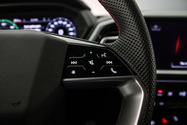 Audi Q4 e-tron 45 S Edition 82 kWh | Trekhaak | Audi Sound | Matrix-led | Carplay | 21" | Parkeerhulp | Keyless | Cruise control |