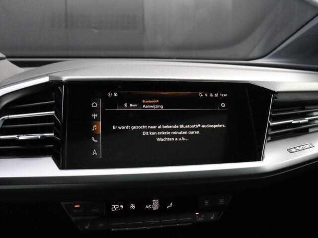 Audi Q4 e-tron 35 Launch edition Advanced Plus 55 kWh | S-LINE | PANODAK | WARMTEPOMP | CAMERA | APPLE CARPLAY | STOELVERW. | NIEUWSTAAT |