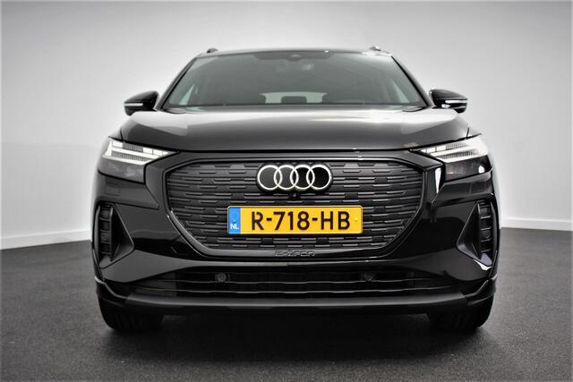 Audi Q4 e-tron 40 Advanced Edition Navigatie Climate Control DAB Led Electrisch bedienbare achterklep 19" Lichtmetalen velgen