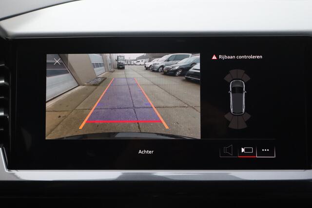 Audi Q4 e-tron 50 quattro Launch edition S Competition 77 kWh - NL- Auto!! Stoelverw I Adap Cruise I Camera