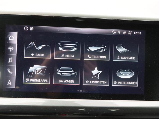 Audi Q4 e-tron 40 Launch edition S Competition 77 kWh | Adaptive Cruise | Climate Control | Stoelverwarming | Trekhaak | Navigatie | Camera | Carplay | 21 Inch | 121.262 Km!!