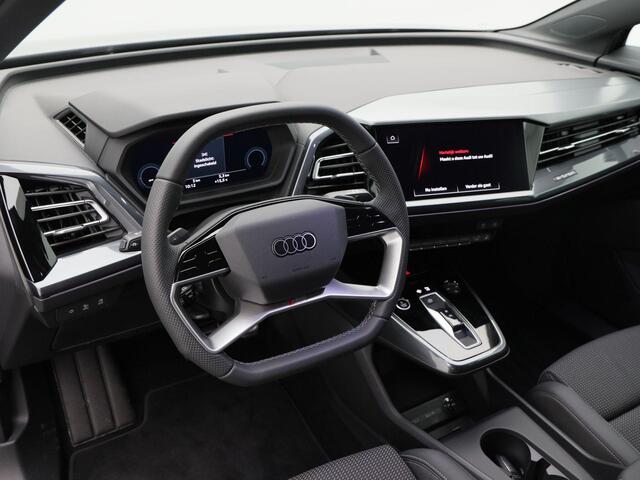 Audi Q4 e-tron S edition Competition 45 | 286 Pk | 20 inch | Privacyglas | Matrix Led | Assistentiepakket plus |