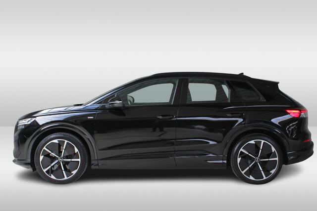 Audi Q4 e-tron 40 Launch edition S Competition 77 kWh Navigatie | Sonos | Trekhaak | 21" Velgen