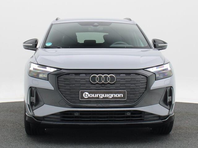 Audi Q4 e-tron 45 S-Line 286 Pk 82 kWh | Full LED | Trekhaak | Navigatie | Full LED | CarPlay | 21 Inch | 7.828 Km !!