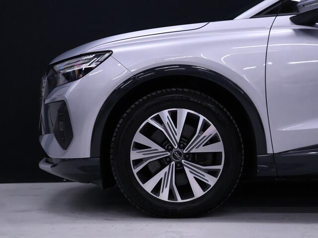 Audi Q4 e-tron 40 Advanced edition 77 kWh [TREKHAAK, ADAPTIVE CRUISE CONTROL, APPLE CARPLAY, ANDROID AUTO, PDC ACHTER, STOELVERWARMING, ELEKTRISCHE ACHTERKLEP, NIEUWSTAAT]