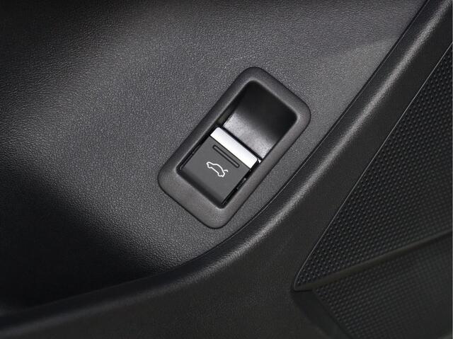 Audi Q4 e-tron 45 quattro S Edition 82 kWh Panoramadak, Comfort pakket, assistentiepakket plus 88