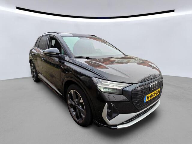 Audi Q4 e-tron 40 S edition 77 kWh 204pk / Matrix LED / Elek Achterklep / Camera / Navigatie / 20" LMV / NOG NIET PUBLICEREN IVM SPUITWERK