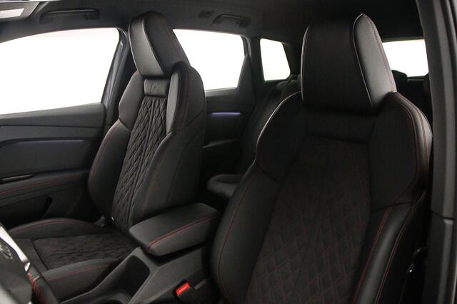 Audi Q4 e-tron 45 quattro S Edition 82 kWh | Trekhaak | Audi Sound | ACC | Matrix | Optiekzwart plus | Parkeerhulp | 21" |