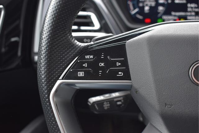 Audi Q4 e-tron 40 Launch edition S-line Competition 77 kWh Wegkl. trekhaak, Virtual cockpit, Adaptive cruise, Camera, Stoelverwarming, NAP