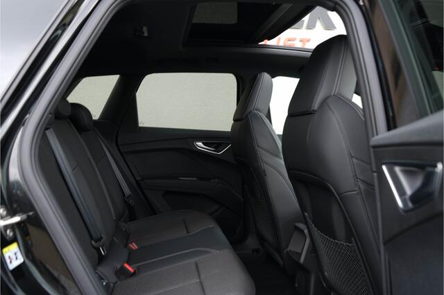 Audi Q4 e-tron 35 / 2x S-line/ Head-up Display/ Standkachel/ Adaptive Cruise Control/ Panoramadak/ 125KW (170PK)