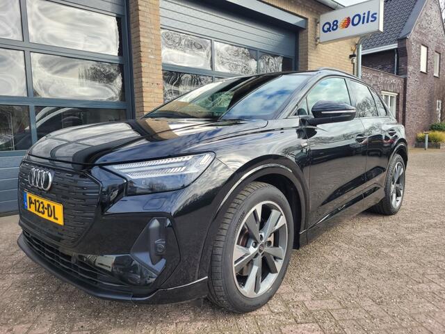 Audi Q4 e-tron Q4 E TRON 40 Launch Edition 2x S-Line Competition 77 kwh Camera