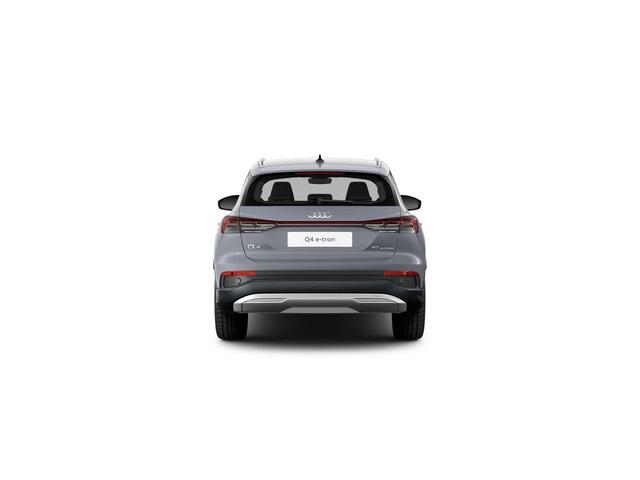 Audi Q4 e-tron 40 Launch edition Advanced 77 kWh 204pk | Navigatie | Verwarmbare voorstoelen | 19 inch Lichtmetalen velgen | Parkeersensoren voor en achter