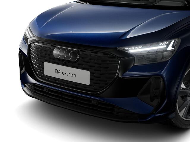 Audi Q4 e-tron 45 S edition Competition 82 kWh 286 pk | Assistentiepakket plus | Comfortpakket | Lichtpakket plus ambient light | Trekhaak |