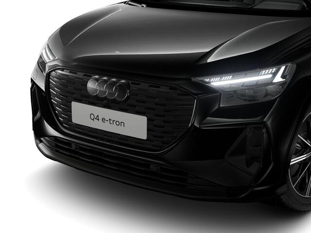 Audi Q4 e-tron 45 S edition Competition 82 kWh 286 pk | Assistentiepakket plus | Comfortpakket | Glazen panoramadak | Lichtpakket plus ambient light |