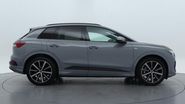 Audi Q4 e-tron 45 quattro S Edition Competition | Panoramadak | Trekhaak | Camera |