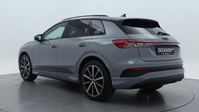 Audi Q4 e-tron 45 quattro S Edition Competition | Panoramadak | Trekhaak | Camera |