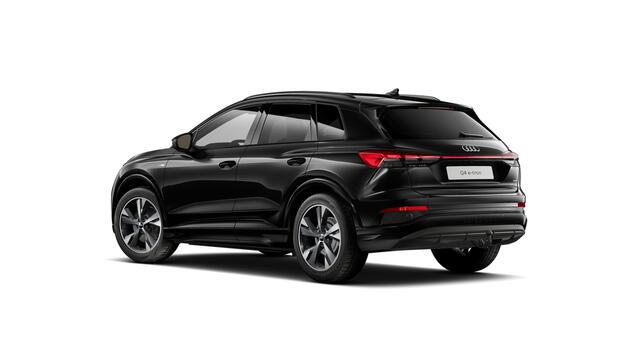Audi Q4 e-tron Q4 45 e-tron 286 1AT S edition Competition | Achterklep, automatisch bedienbaar | Achteruitrijcamera | Adaptive cruise control