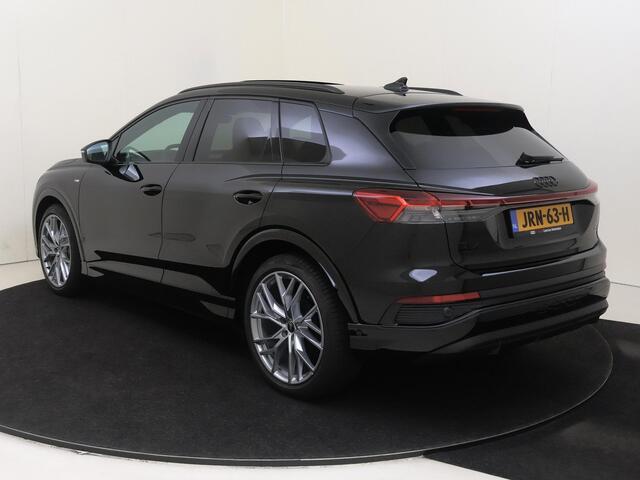 Audi Q4 e-tron 45 quattro S Edition 82 kWh | Panoramadak | Sonos | Trekhaak | Adaptive cruise | Geheugen voorstoelen | 360 camera |