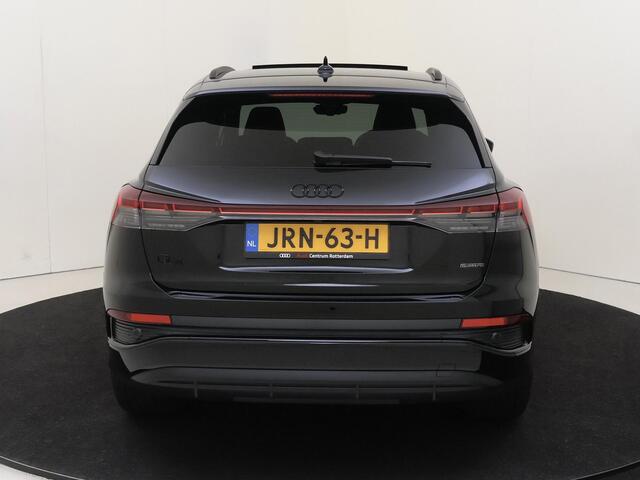 Audi Q4 e-tron 45 quattro S Edition 82 kWh | Panoramadak | Sonos | Trekhaak | Adaptive cruise | Geheugen voorstoelen | 360 camera |
