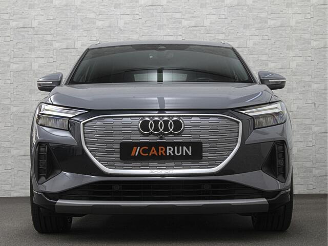 Audi Q4 e-tron 45 265pk Quattro RS Leder Sportstoelen | ACC | Sonos-Sound | Head-Up | 95% SOH | Sportstoelen | Keyless-Entry | Memory | Groot Navi | Virtual-Cockpit | Getint Glas | 3-Zone Clima | Zwarte Hemel | LED | Carplay | Standkachel | Achteruitrij-Camera | Stoelve