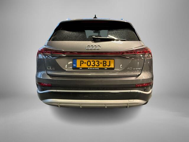 Audi Q4 e-tron 40 204pk Launch edition S Competition 77 kWh · Panoramadak · Camera · SONOS · Apple/Android Car Play Navigatie · Stoelverwarming · Wegklapbare Trekhaak · Apple/Android Car Play · 21'' Inch ·