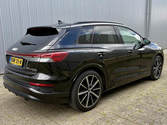 Audi Q4 e-tron AUDI Q4 50 QUATTRO LAUNCH S-LINE COMPETITION RS STOELEN 77kWh