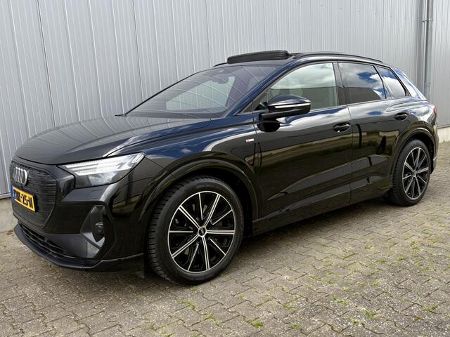 Audi Q4 e-tron AUDI Q4 50 QUATTRO LAUNCH S-LINE COMPETITION RS STOELEN 77kWh