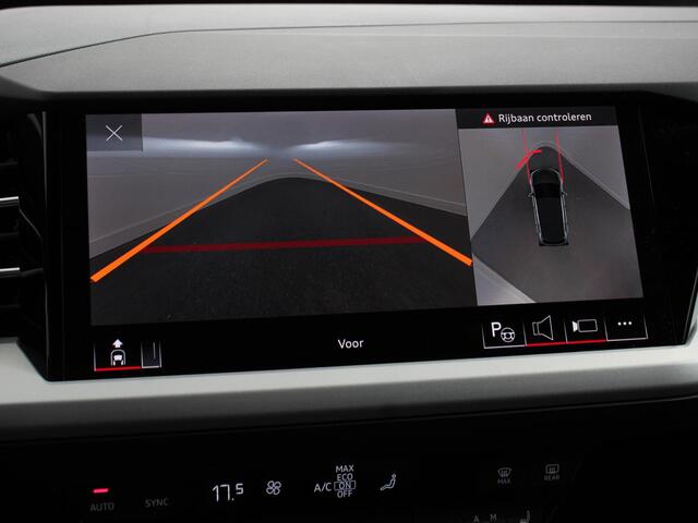 Audi Q4 e-tron 45 Advanced edition 82 kWh Climate control Adaptieve cruise control Parkeersensoren Keyless Verwarmde voorstoelen Lane assist LED Dodehoek assistent Navigatie Apple Carplay/ Android Auto