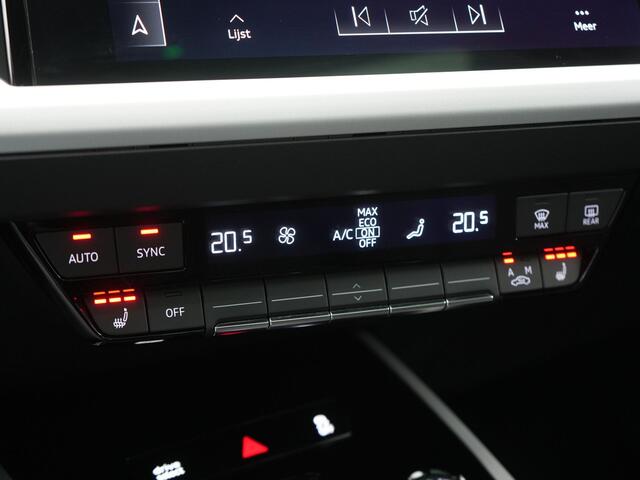 Audi Q4 e-tron 45 Quattro S edition 77 kWh 265pk Dealer O.H. | Panodak | Black Optic | 20"L.M. | Sportstoelen Verwarmd | Navigatie | Virtual Cockpit | Standkachel | DAB |