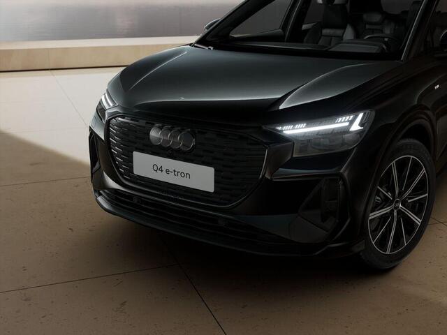 Audi Q4 e-tron Competition 45 quattro 286 pk S edition | Trekhaak | 20" Velgen 10-ster-aero | Assistentiepakket plus |
