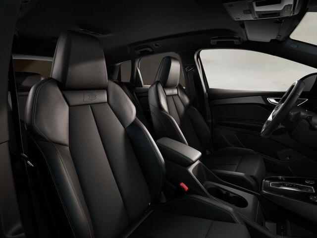 Audi Q4 e-tron Competition 45 quattro 286 pk S edition | Trekhaak | 20" Velgen 10-ster-aero | Assistentiepakket plus |