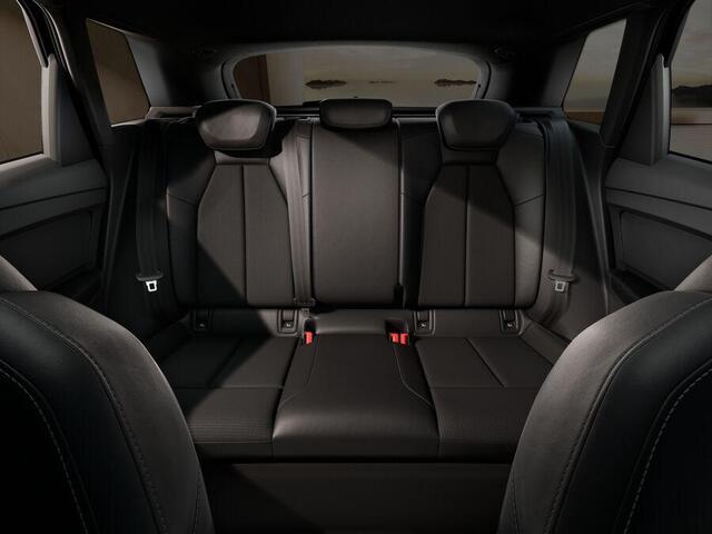 Audi Q4 e-tron Competition 45 quattro 286 pk S edition | Trekhaak | 20" Velgen 10-ster-aero | Assistentiepakket plus |