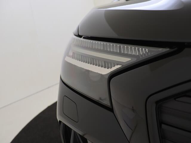 Audi Q4 e-tron 45 quattro S edition Competition 286pk