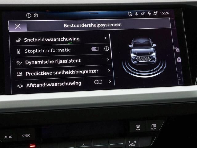 Audi Q4 e-tron 40 Edition 77 kWh 204pk · SOH 96% · Camera · Keyless · Head-Up Display · ACC · Sportstoelen · Apple/Android Car Play · Elek. Achterklep ·