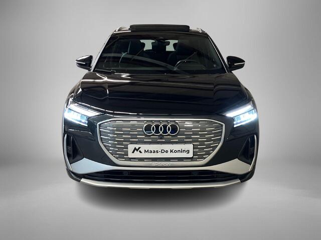 Audi Q4 e-tron 40 S Line 82Kwh 150kW/204PK S line Panoramadak · Trekhaak · Apple/Android Car Play · Stoelverwarming · Navigatie · Parkeersensoren