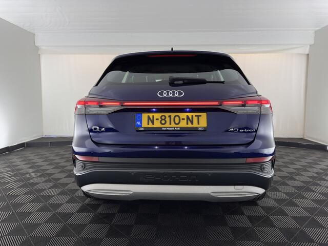 Audi Q4 e-tron 40 Launch edition Advanced 77 kWh [ 3-Fase-11kW ] (INCL-BTW) Aut. *NAVI-FULLMAP | MATRIX-LED | KEYLESS | CAMERA | AUDI-SOUND | DIGI-COCKPIT | DAB | AMBIENTLIGHT | HEATED-SPORTSEATS | PRIVACYGLASS | CRUISE | 19''ALU*