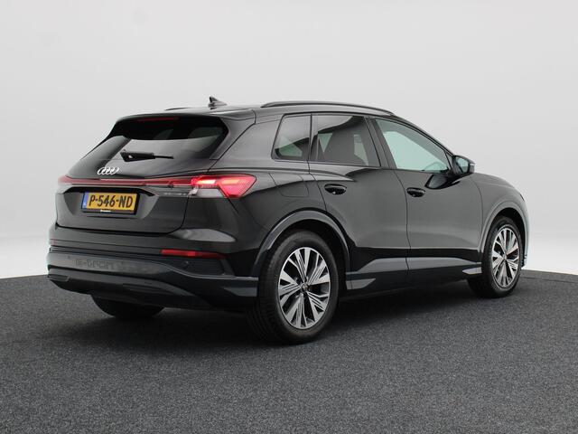 Audi Q4 e-tron 40 Launch edition Advanced 77 kWh 204 Pk | Stoelverwarming | Camera | Adaptive Cruise | Warmtepomp | Matrix LED | CarPlay | 19 Inch | 51.593 Km !!