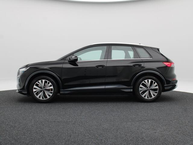 Audi Q4 e-tron 40 Launch edition Advanced 77 kWh 204 Pk | Trekhaak | Stoelverwarming | Cruise Control | Matrix LED | Climatronic | CarPlay | Navigatie | 69.387 Km !!