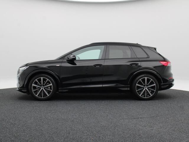 Audi Q4 e-tron 40 Launch edition S Competition 77 kWh | Stoelverwarming | Camera | Matrix LED | Adaptive Cruise | CarPlay | 20 Inch | 128.534 Km !!