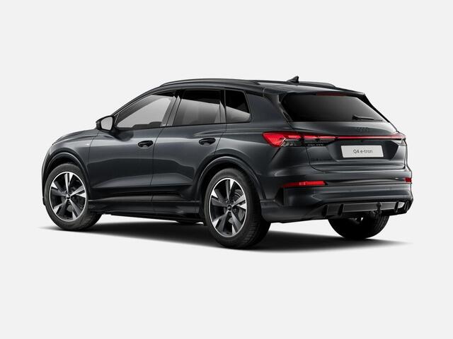 Audi Q4 e-tron S edition performance 286 PK · Glazen panoramadak · Tech plus · Trekhaak elek. wegklapbaar