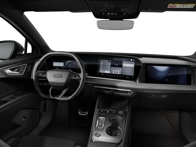 Audi Q4 e-tron S edition performance 286 PK · Tech plus · 21" LM Velgen · Bijrijdersdisplay · Trekhaak elek. wegklapbaar