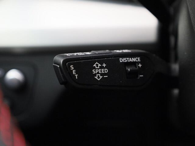 Audi Q5 55 TFSIe 270kW/367PK quattro S line · Panoramadak · Trekhaak · Bang & Olufsen · Head-Up Leder · Achterbank verwarmd · Adaptive Cruise Control · Garantie tot februari 2030 of 100.000km.